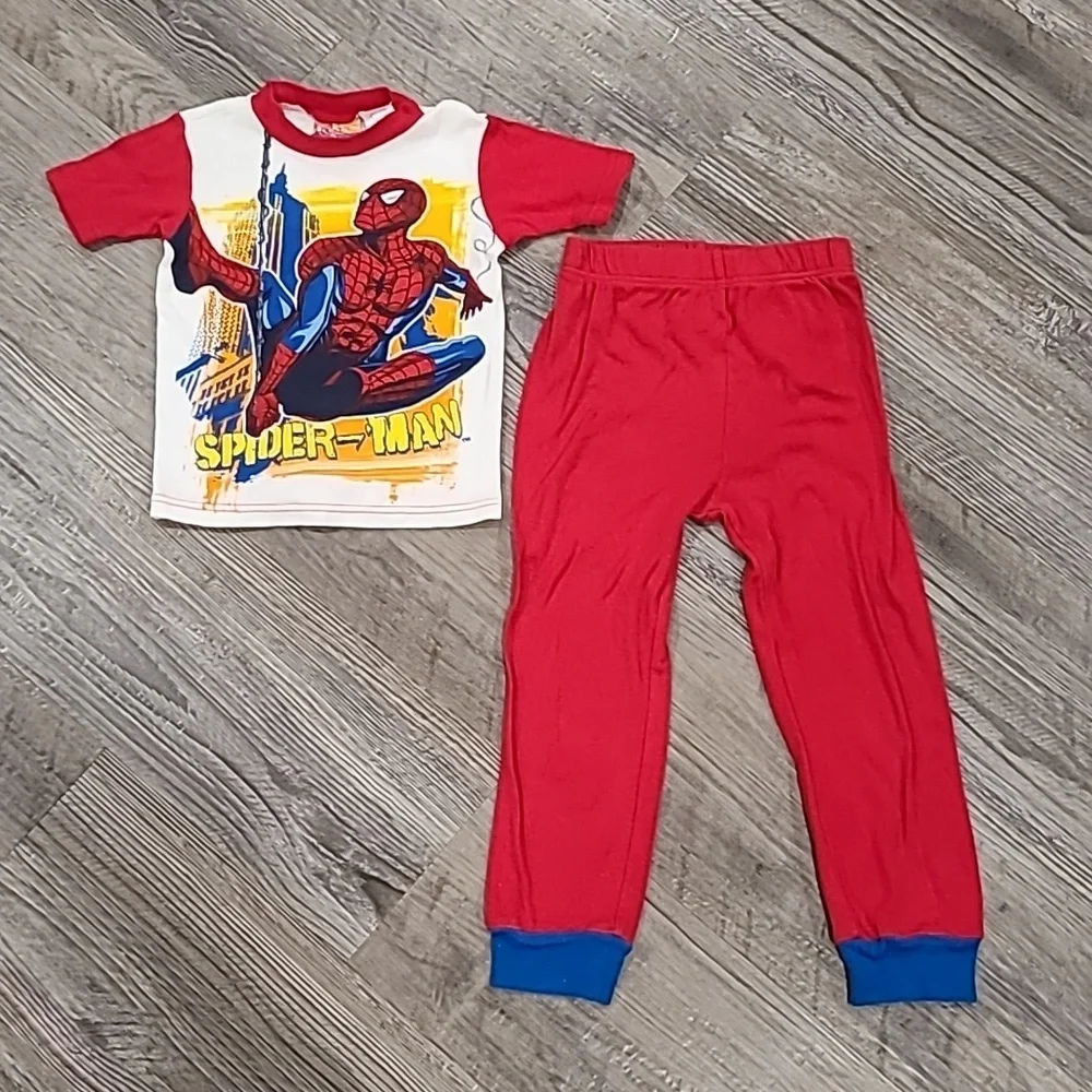 Spider-Man T-Shirt with Matching Pants Size 6